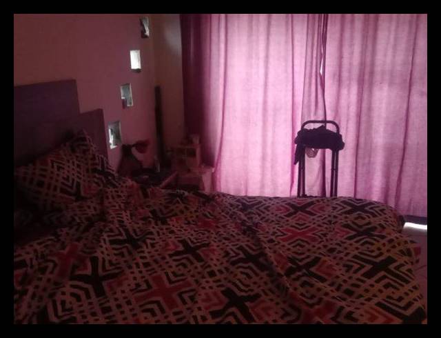 3 BEDROOM HOUSE FOR SALE IN KEMPTON PARK